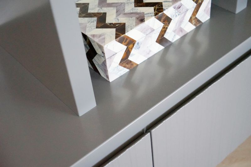 Tv meubel met accessoire doosje.